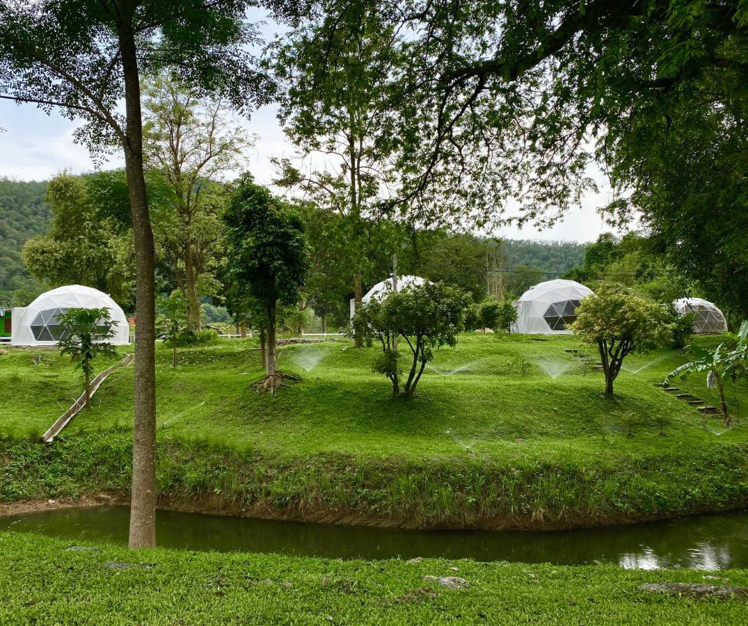 Вилла Panipa Organic Farm And Glamping Пакчонг Экстерьер фото