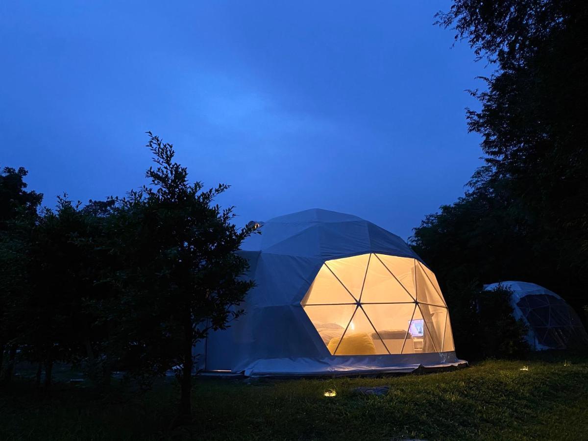 Вилла Panipa Organic Farm And Glamping Пакчонг Экстерьер фото